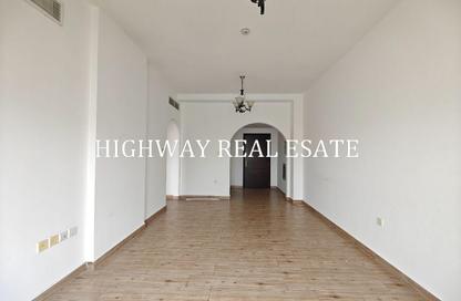 Apartment - 1 Bedroom - 2 Bathrooms for rent in Muwaileh 3 Building - Muwaileh - Sharjah