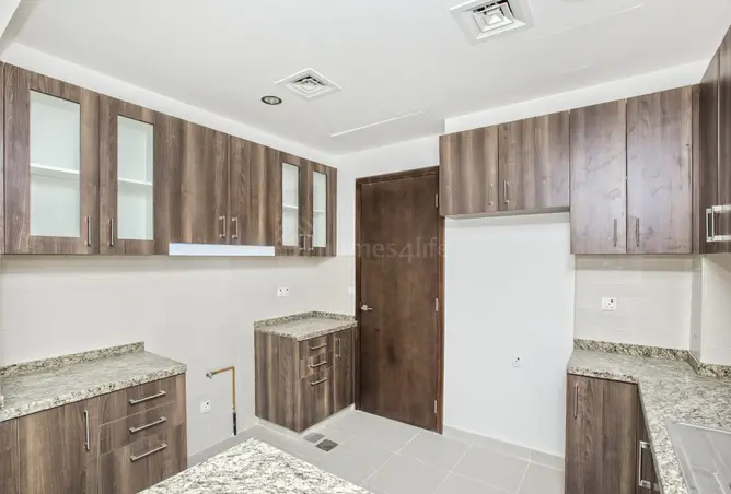 158221570 - Property Image 3