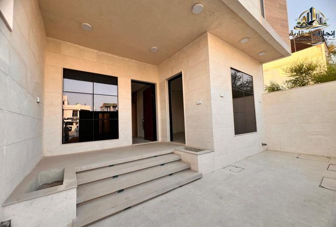137453359 - Property Image 2