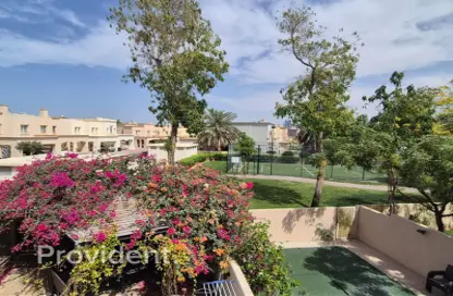 فيلا - 2 غرف نوم - 3 حمامات للايجار في الينابيع 11 - الينابيع - دبي