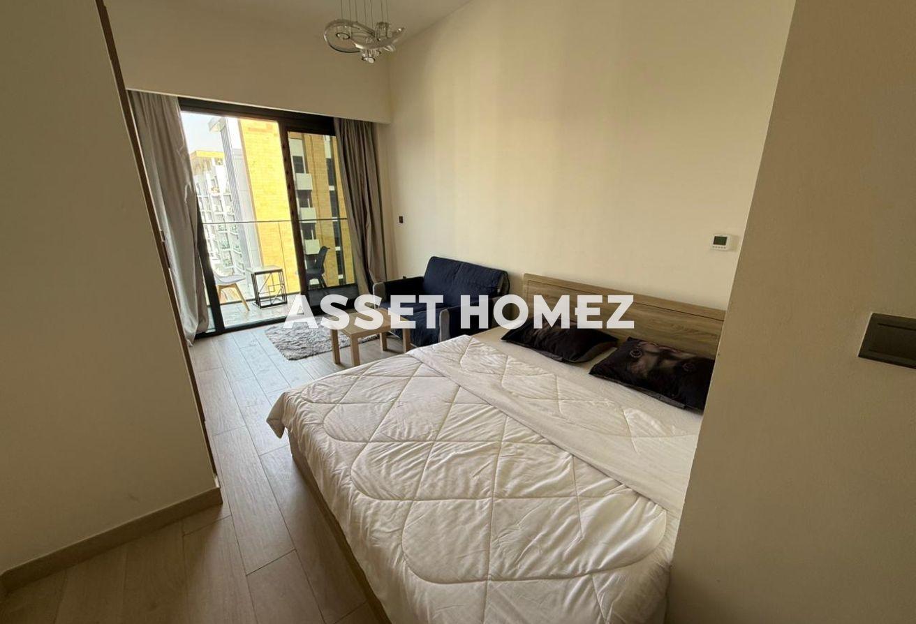 Fully Furnished | Low Floor | Vacant photo 6
