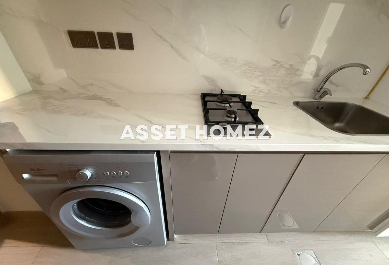 Fully Furnished | Low Floor | Vacant photo 11