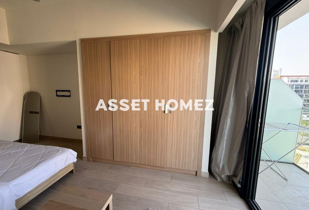 Fully Furnished | Low Floor | Vacant photo 7