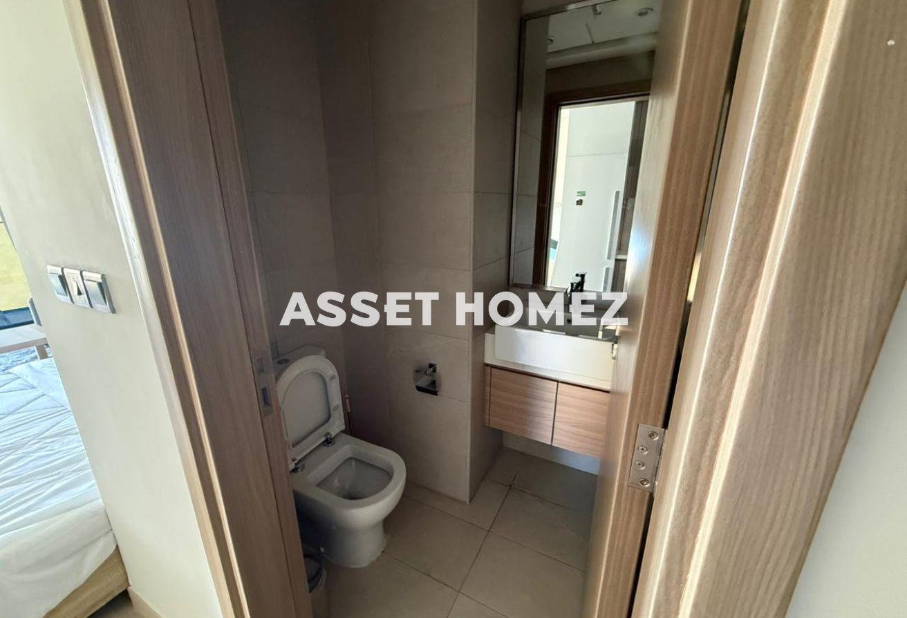 Fully Furnished | Low Floor | Vacant photo 13