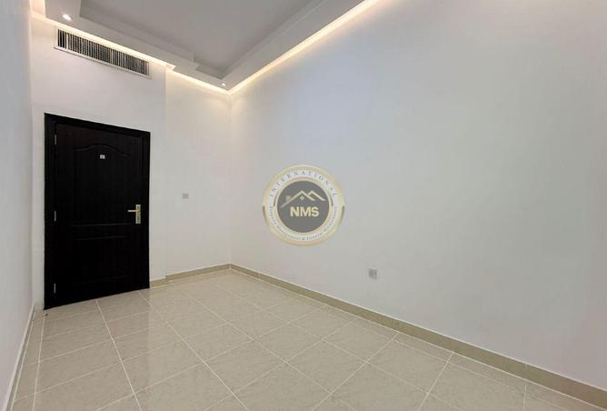 72304537 - Property Image 2