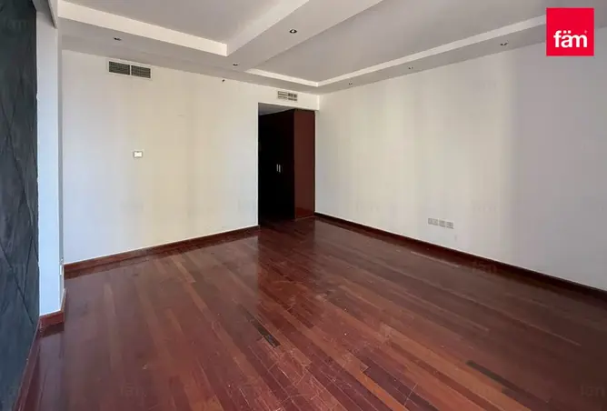 162322260 - Property Image 3
