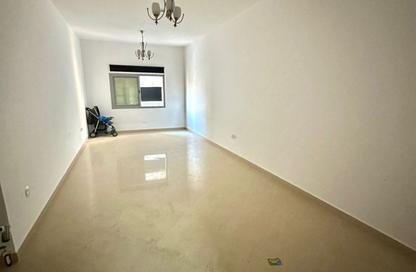 Apartment - 1 - 2 for rent in New Al Taawun Road - Al Taawun - Sharjah Apartment - 1 - 2 for rent in New Al Taawun Road - Al Taawun - Sharjah