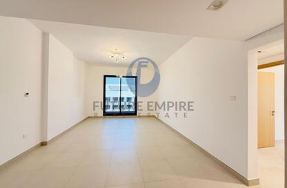 Apartment - 2 Bedrooms - 3 Bathrooms for rent in Haas Building - Jumeirah Garden City - Al Satwa - Dubai