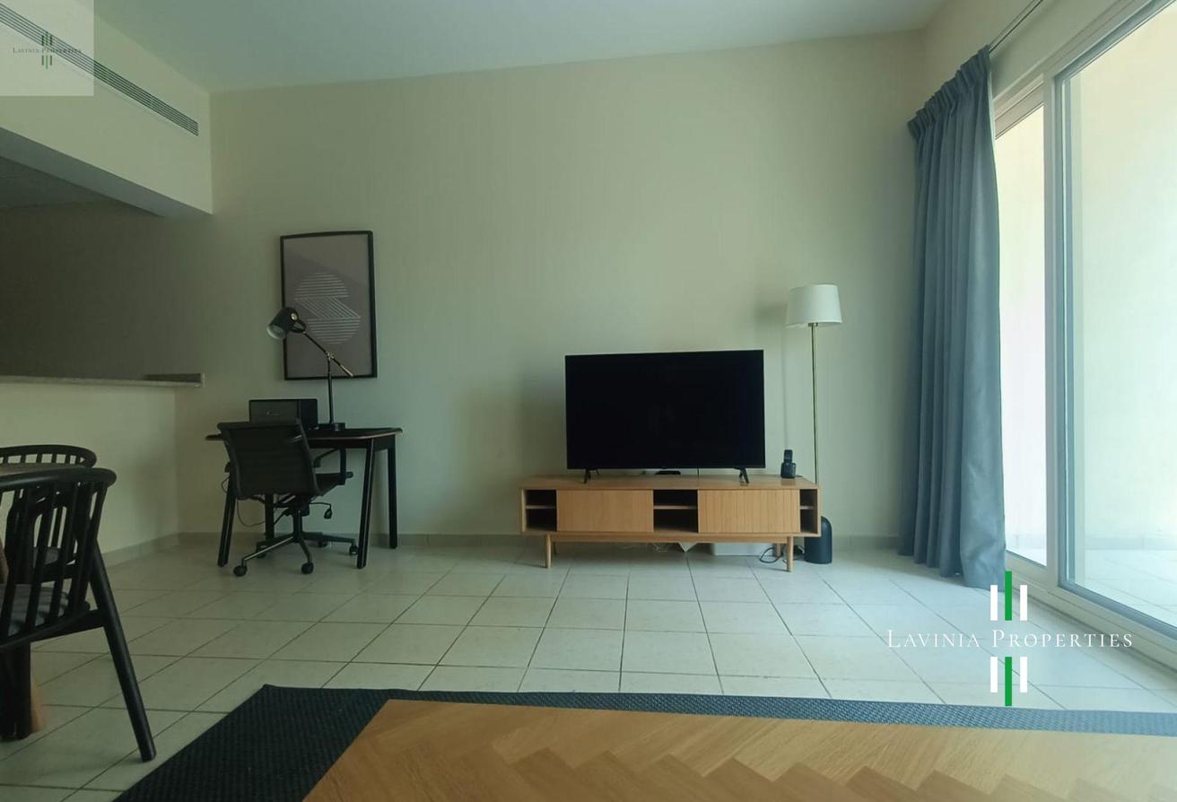 FURNISHED | VACANT | LUXURIOUS | UPGRADED photo 10