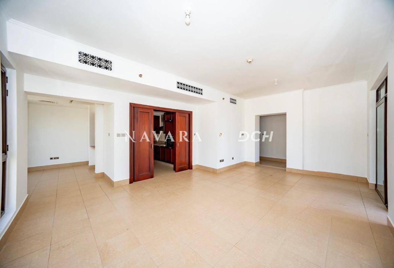 Spaciious 3 BR | The Old Town Miska 1 photo 4