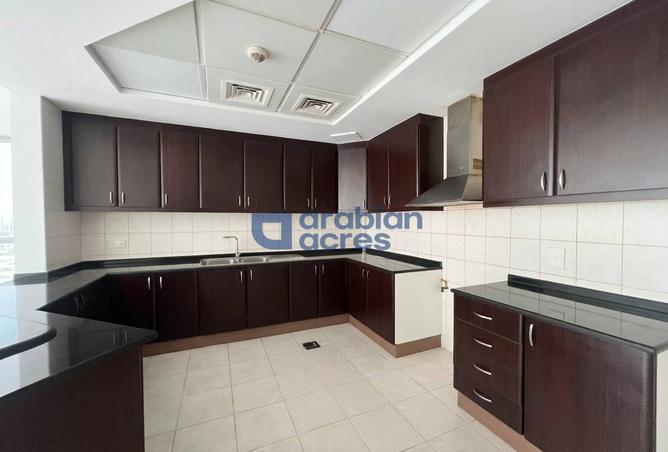 Huge Size | Exclusive 2BR | Close to Metro photo 2