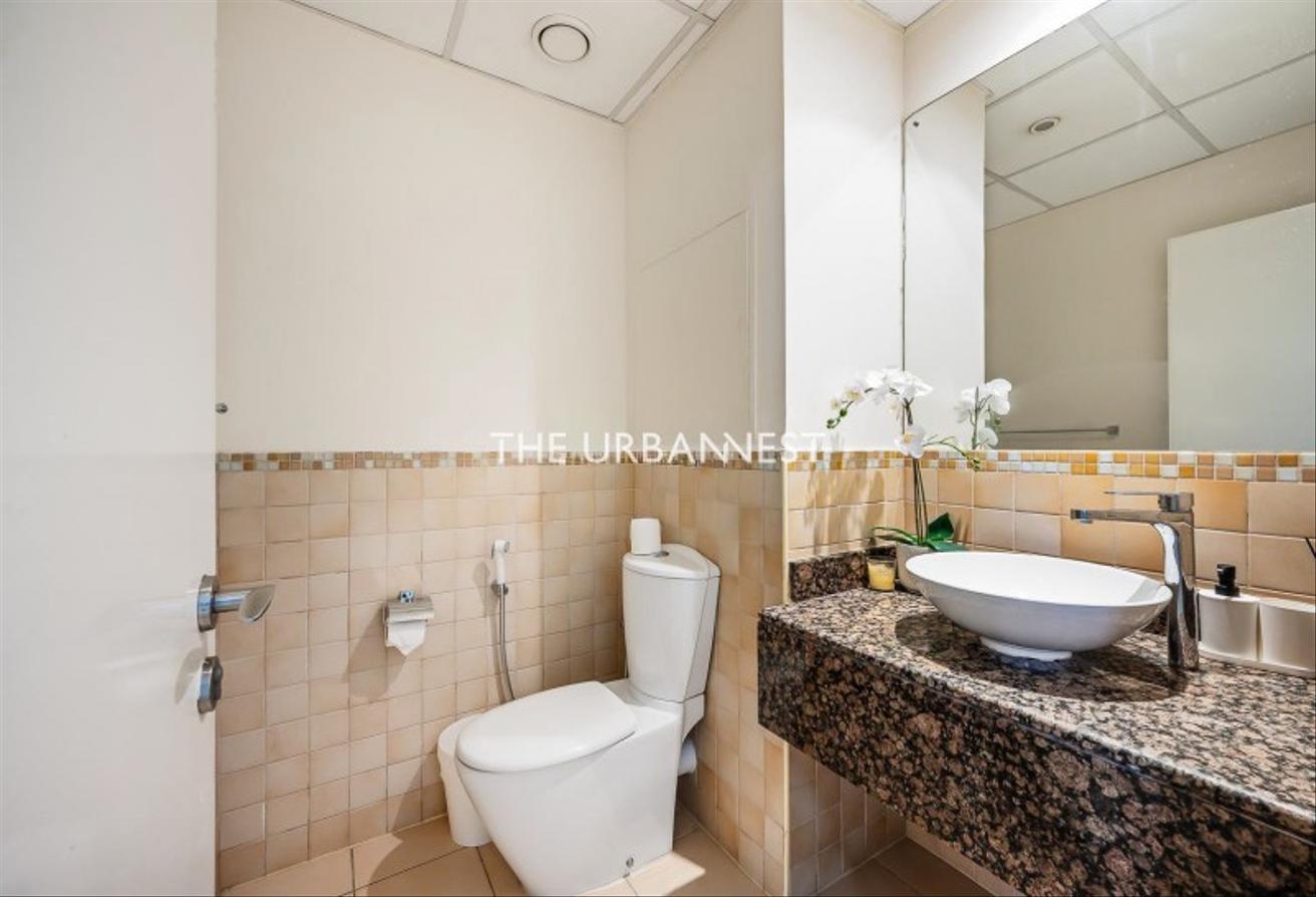 Fully Furnished | Stunning Marina Views | Vacant photo 11