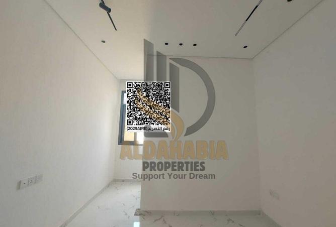 54924440 - Property Image 2