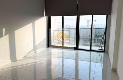 Apartment - 1 Bedroom - 2 Bathrooms for rent in Blue Waves Tower - Dubai Land Residence Complex - Dubai Apartment - 1 Bedroom - 2 Bathrooms for rent in Blue Waves Tower - Dubai Land Residence Complex - Dubai