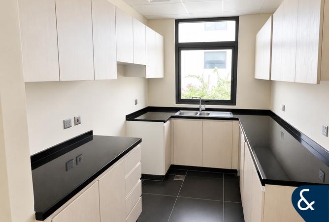 140140160 - Property Image 3