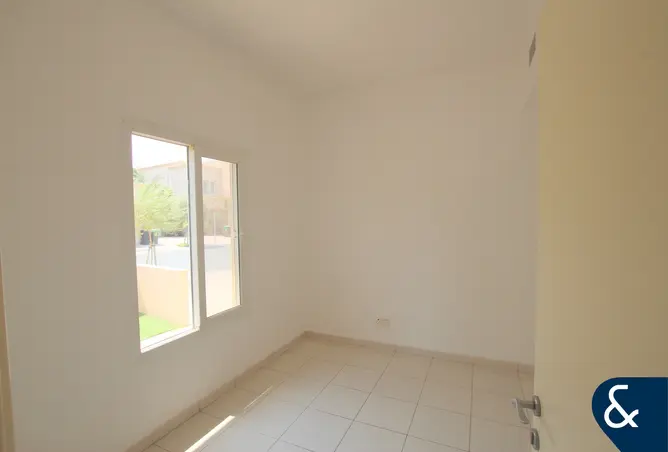 147800390 - Property Image 3