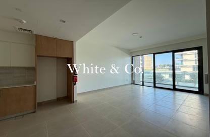 Apartment - 2 Bedrooms - 2 Bathrooms for sale in Seagate Building 3 - Seagate - Mina Rashid - Dubai
