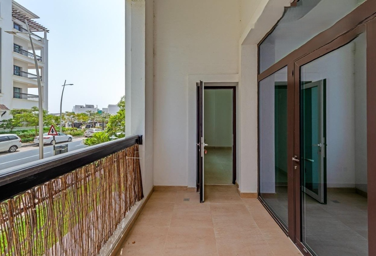 Elegant 1BR | Luxury Living | Upcoming