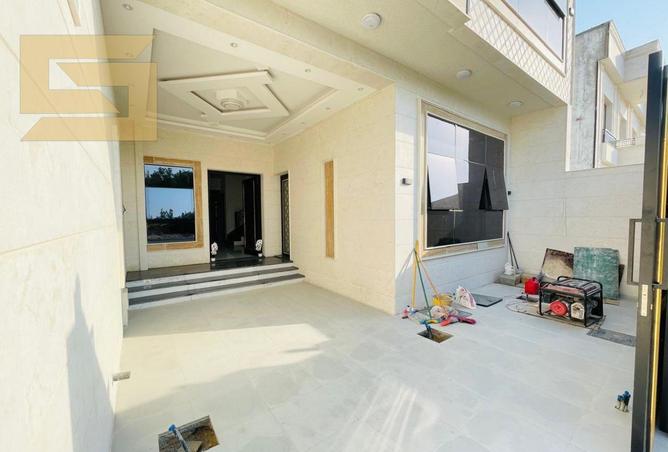 102823316 - Property Image 3