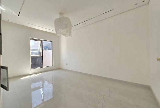 129280100 - Property Image 3