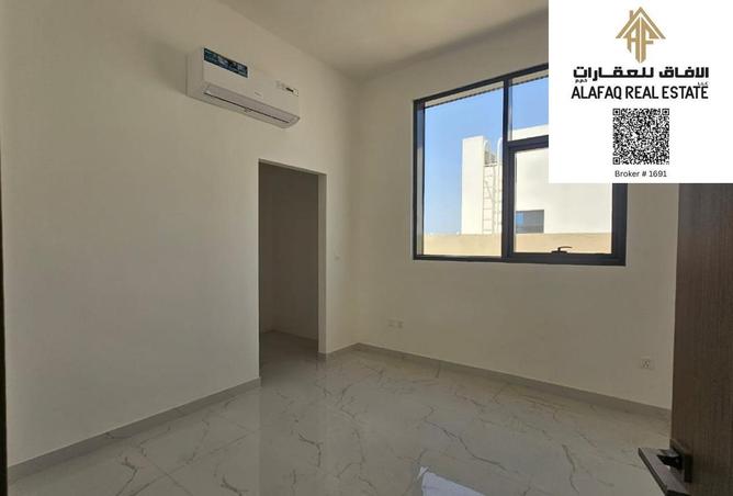 72310049 - Property Image 3