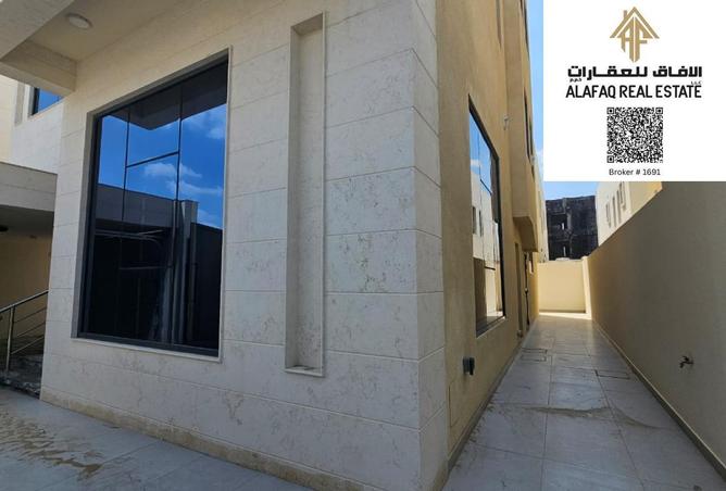 72310049 - Property Image 2