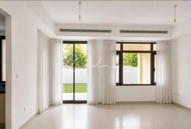 93994216 - Property Image 2