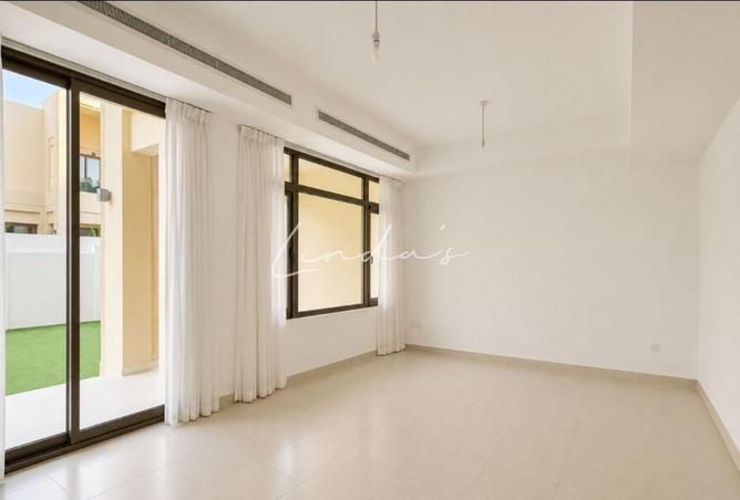 93994216 - Property Image 3