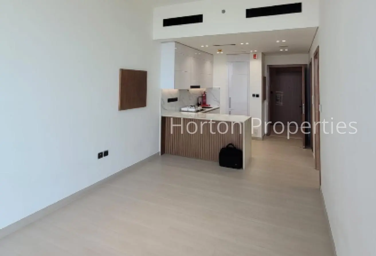 98682140 - Property Main Image