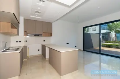 Townhouse - 2 Bedrooms - 4 Bathrooms for sale in Falcon Island North - Falcon Island - Al Hamra Village - Ras Al Khaimah Townhouse - 2 Bedrooms - 4 Bathrooms for sale in Falcon Island North - Falcon Island - Al Hamra Village - Ras Al Khaimah