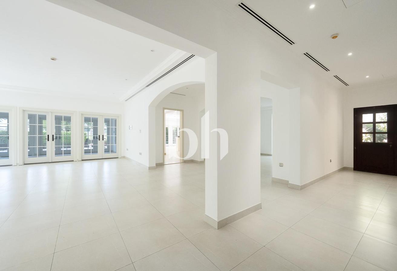 Golf Views | Unfurnished | Large Plot and BUA photo 8