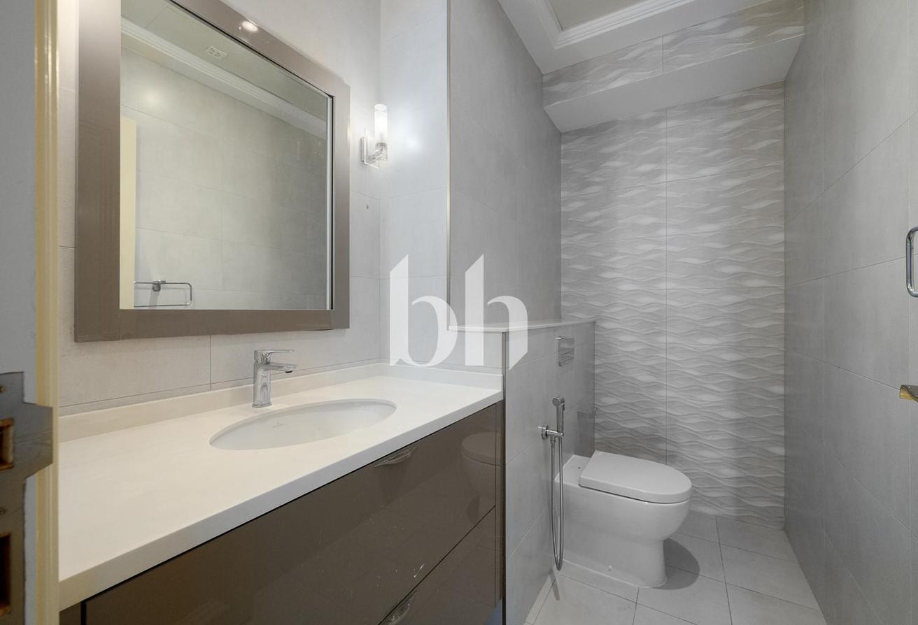 Golf Views | Unfurnished | Large Plot and BUA photo 27