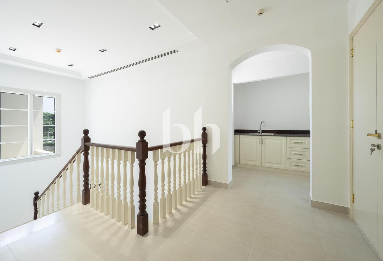 Golf Views | Unfurnished | Large Plot and BUA photo 10