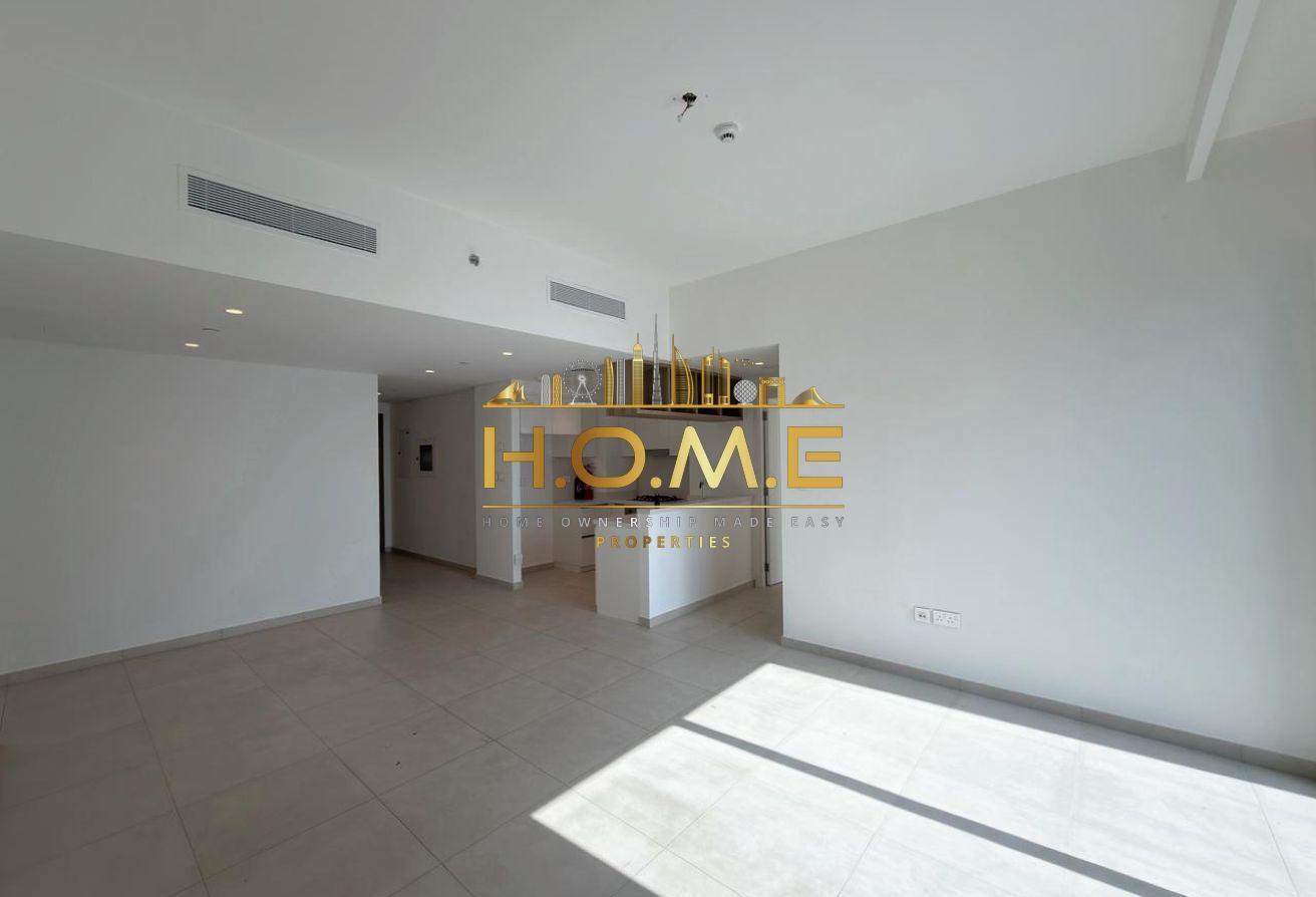 Spacious Layout | Burj Khalifa View | 2BR photo 4