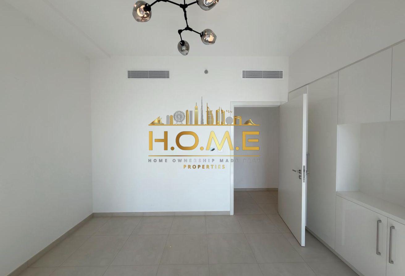Spacious Layout | Burj Khalifa View | 2BR photo 7