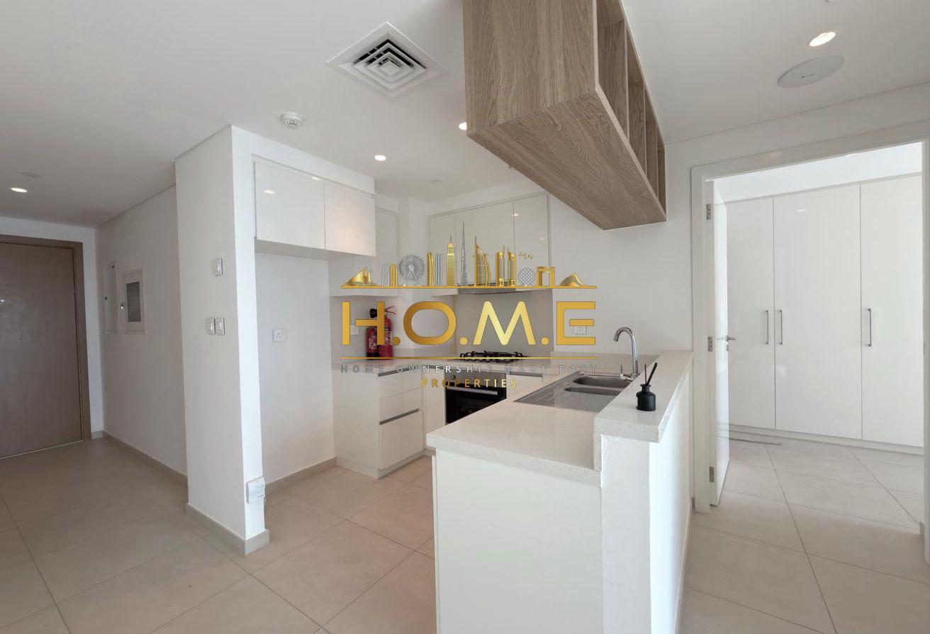 Spacious Layout | Burj Khalifa View | 2BR photo 10