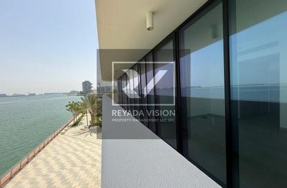 Townhouse - 4 - 5 for rent in Al Sail Tower - Al Dana - Al Raha Beach - Abu Dhabi