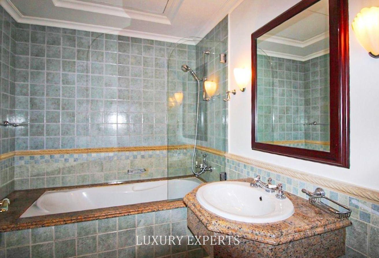 4BR BEACHFRONT VILLA I SEA VIEW I UNFURNISHED photo 10