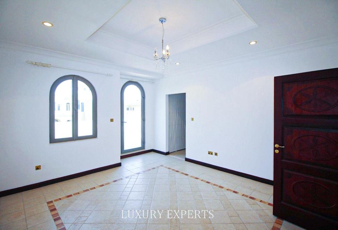 4BR BEACHFRONT VILLA I SEA VIEW I UNFURNISHED photo 7