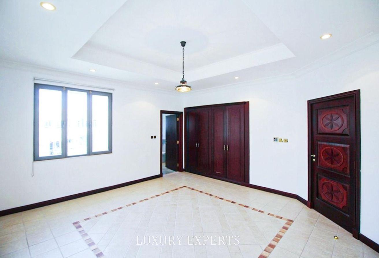 4BR BEACHFRONT VILLA I SEA VIEW I UNFURNISHED photo 11