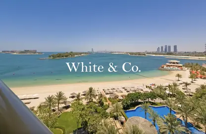Apartment - 2 Bedrooms - 4 Bathrooms for sale in Al Dabas - Shoreline Apartments - Palm Jumeirah - Dubai