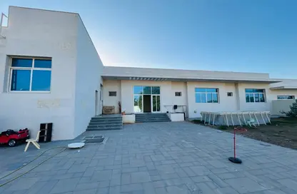 Villa - 3 Bedrooms - 4 Bathrooms for rent in Al Riffa - Ras Al Khaimah