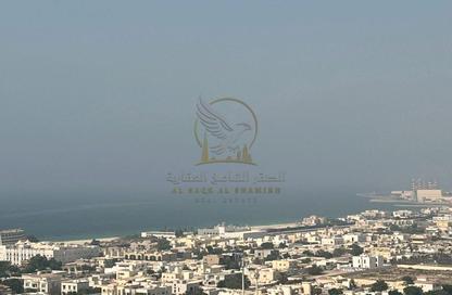 Apartment - 2 - 3 for rent in Al Khan Corniche - Al Khan - Sharjah