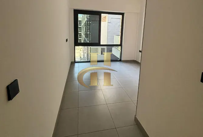 147767805 - Property Image 3