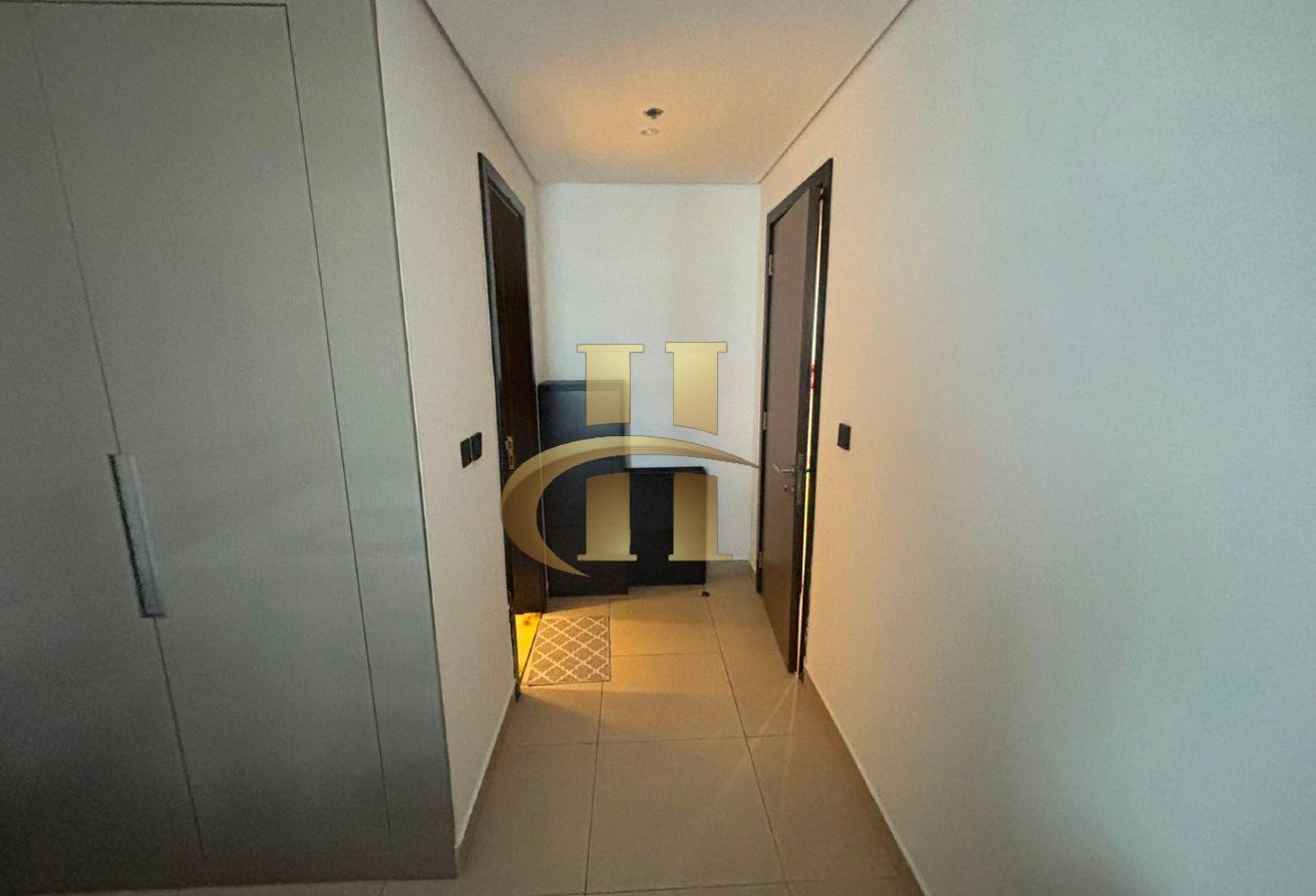 Fully furnished | 1 BHK + Maid | Ready to Move photo 12