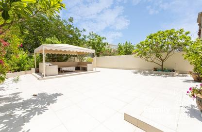 Villa - 3 Bedrooms - 3 Bathrooms for rent in Springs 11 - The Springs - Dubai