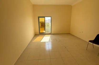 Apartment - 1 Bedroom - 1 Bathroom for rent in Al Nafoora 1 building - Al Rawda 2 - Al Rawda - Ajman