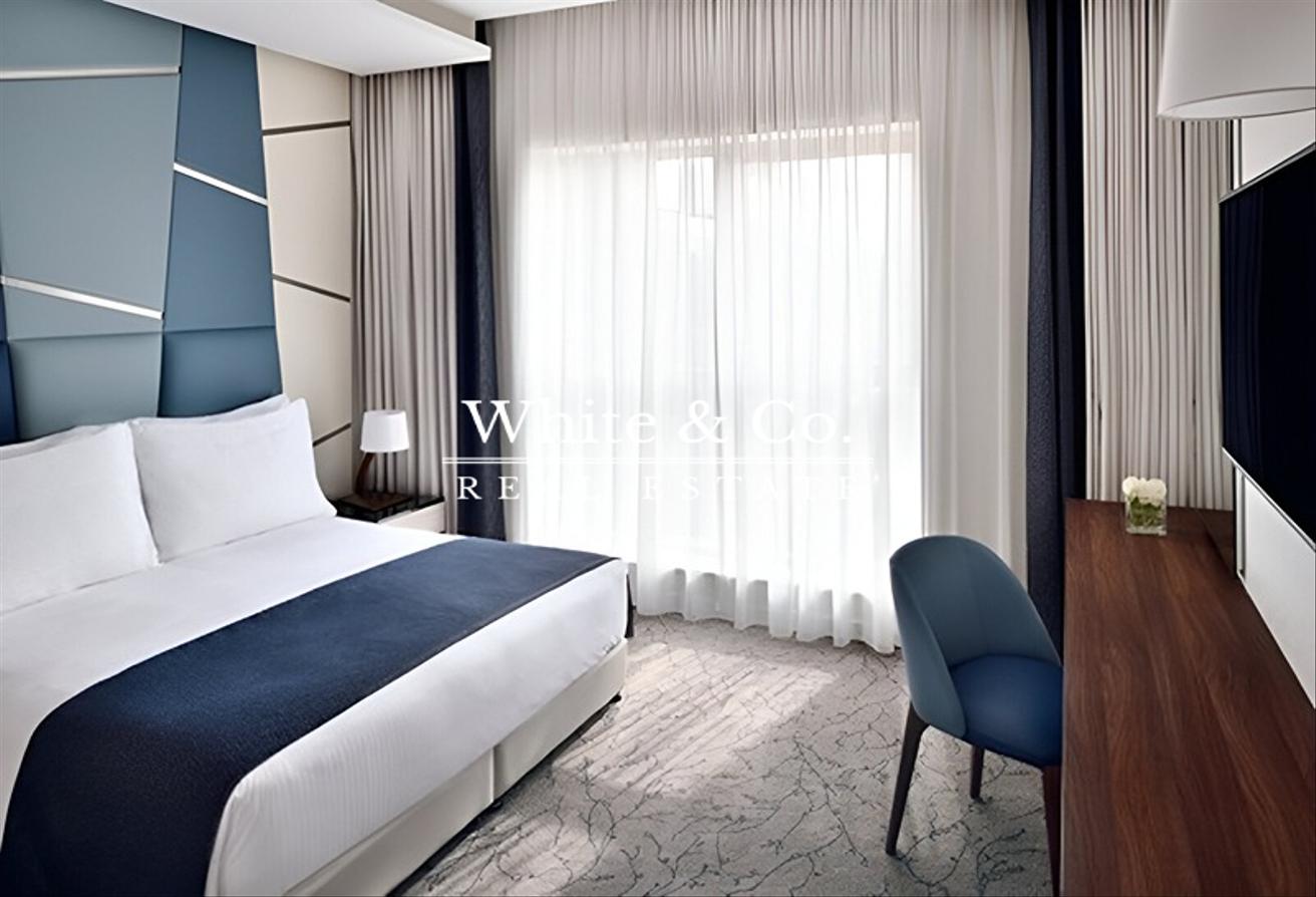 1 Bedroom | Burj View | Movenpick Downtown photo 4