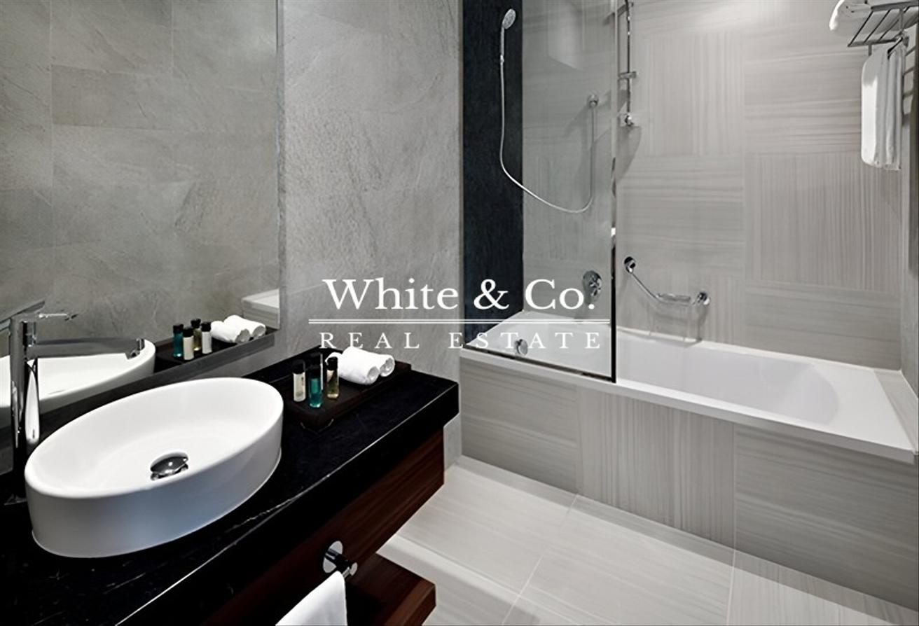 1 Bedroom | Burj View | Movenpick Downtown photo 5