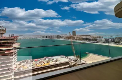 شقة - غرفة نوم - 1 حمام للبيع في برج Palace Beach ريزيدنس 2 - بالاس بيتش ريزيدنس - إعمار بيتشفرونت - دبي هاربور - دبي